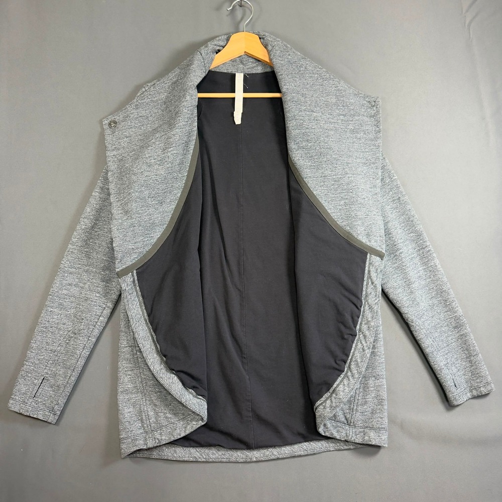Lululemon Bhakti Yoga Jacket Heathered Grey Wrap Snap Womens Size 10